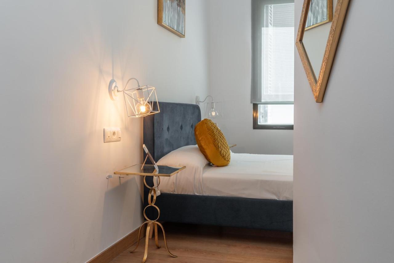 Tuguest Postigo II Catedral Apartment - Free Parking Гранада Экстерьер фото
